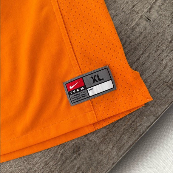 Nike University of Tennessee Vols Football Jersey size boys XL orange & white - Picture 3 of 6